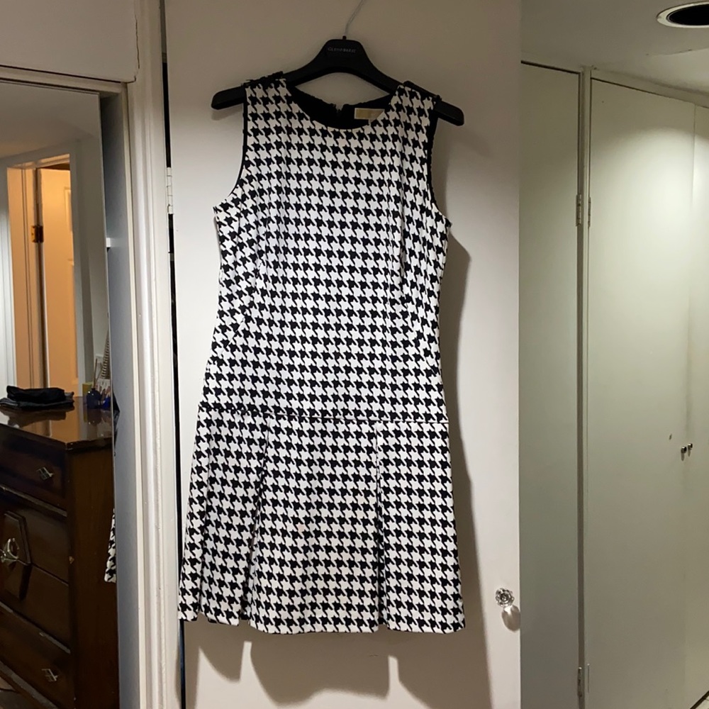 Elegant Black and White Houndstooth Dress